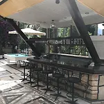 Ξενοδοχείο με διαμερίσματα Blue Yacht Marina