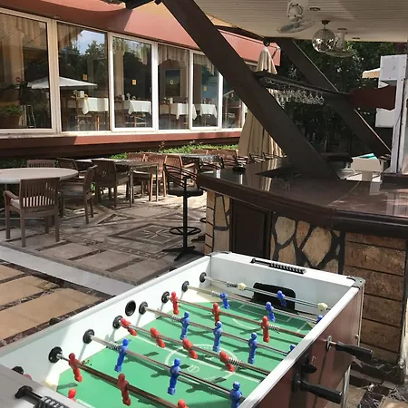 Blue Yacht Marina 3* מרמריס