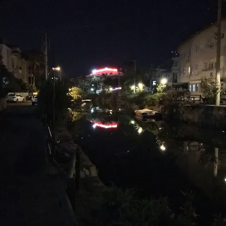 Blue Yacht Marina مرمريس
