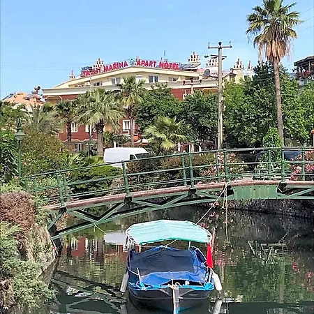 Blue Yacht Marina 3*